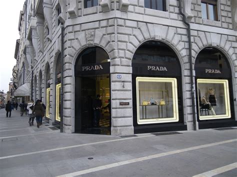 negozio borse prada a padova|Negozi e punti vendita PRADA Padova .